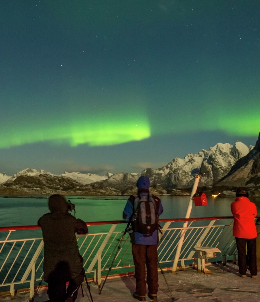 Ziua 4: Oskfjord – Hammerfest – Honningsvag – Capul Nord - Berveleg - Croaziera in cautarea Aurorelor Boreale la Capul Nord